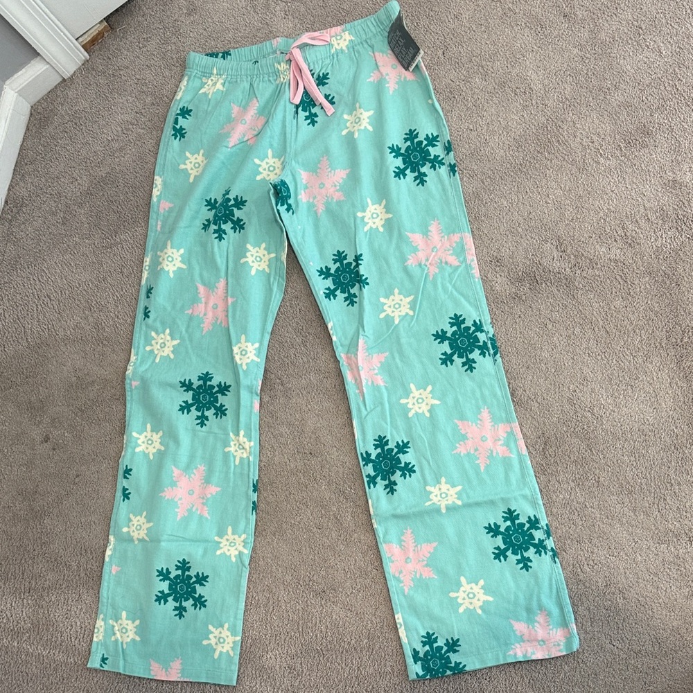 Make + Model Pajama Bottoms - Teal and Pink Snowflakes